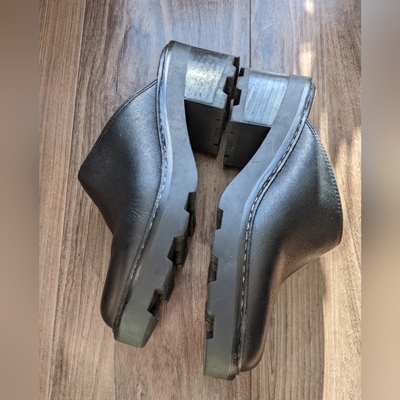 RARE find! Madewell - Chelsea Ridgefield Lug Sole Slip-On Mule | Size 7 | Black - Picture 14 of 14